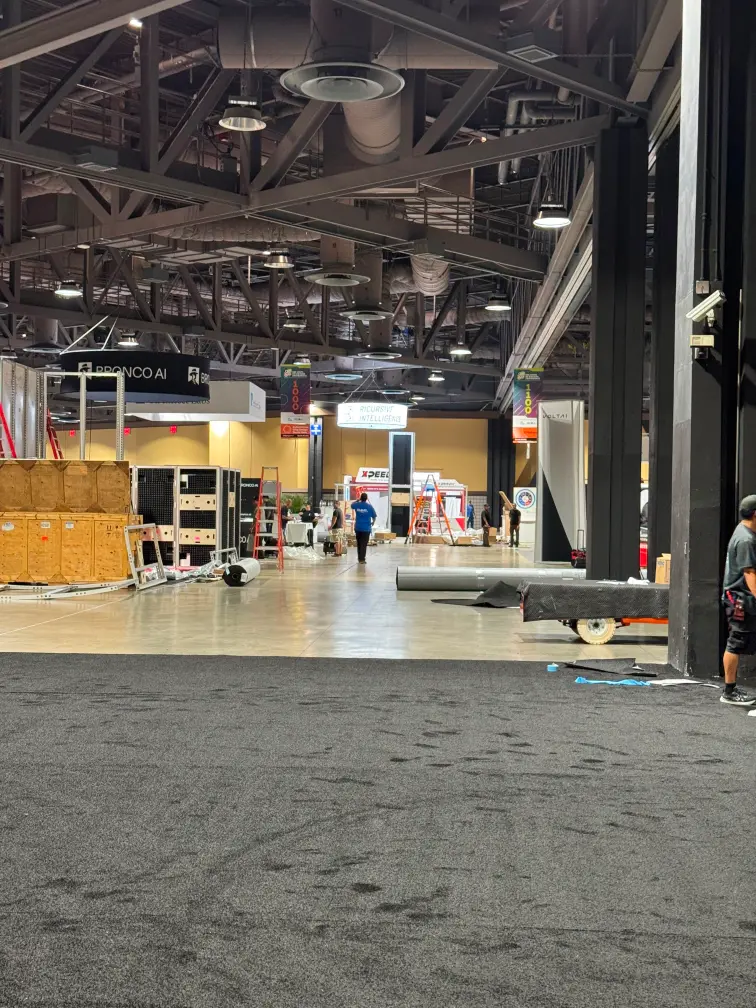 Wide overview of convention hall setup
