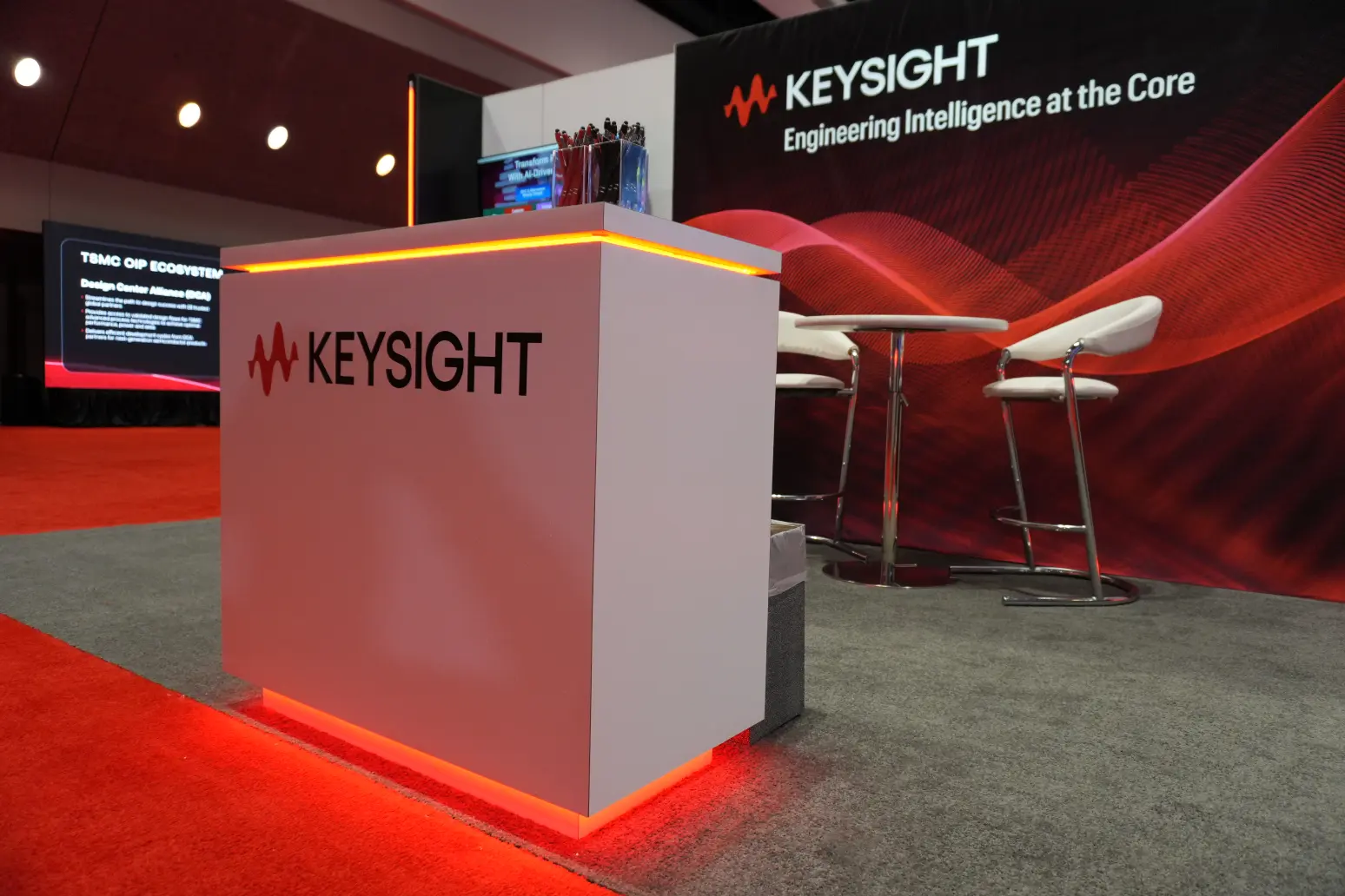Keysight 3D logo detail on counter with illuminated edge