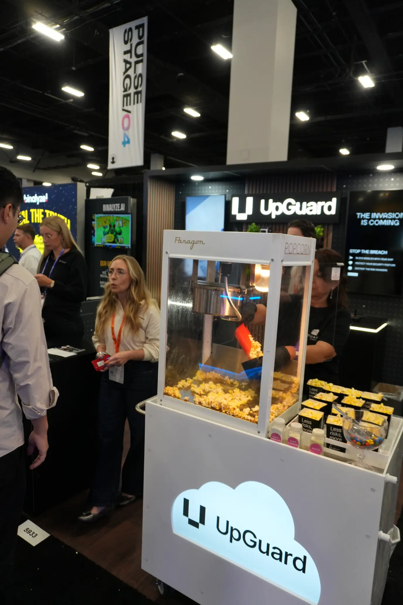 Upguard popcorn machine trade show booth
